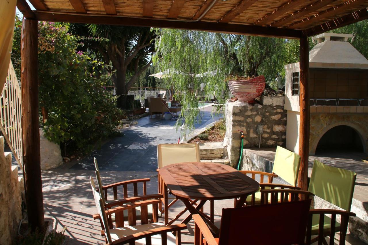 Luxury Stone Villa Фискардон Экстерьер фото