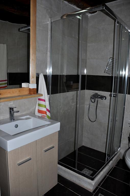 Luxury Stone Villa Фискардон Экстерьер фото